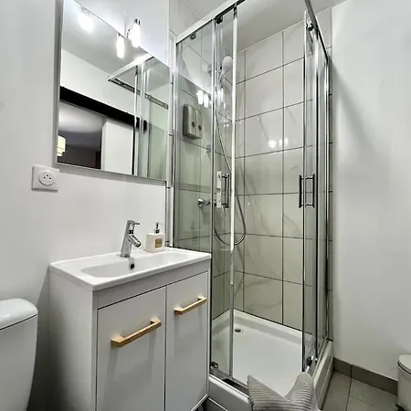 Superbe Au Centre Ville/balcon 公寓 瓦朗斯