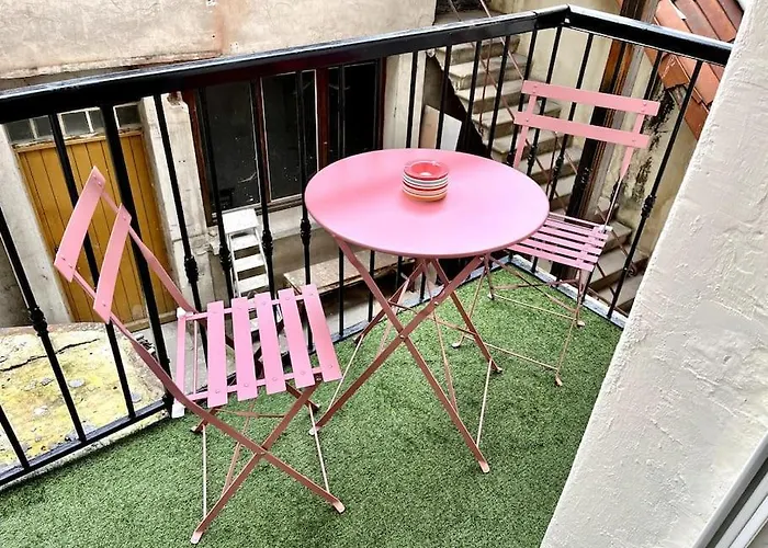 Διαμέρισμα Superbe Au Centre Ville/balcon