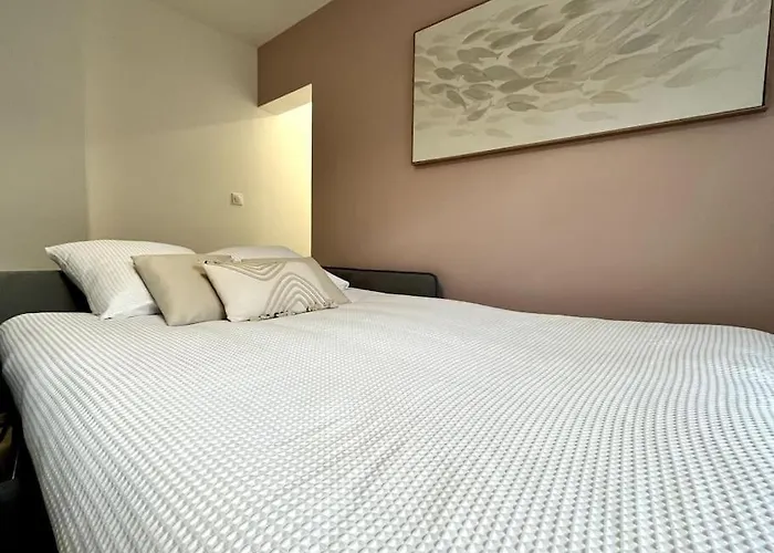 Διαμέρισμα Superbe Au Centre Ville/balcon